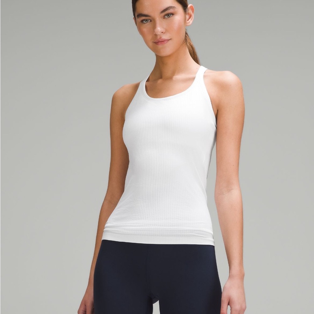 Lululemon ebb to street